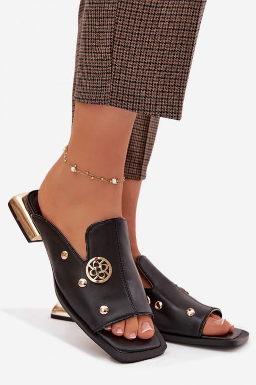 Chinelos de couro Ze cor douradami Ozdobami D&A CR61-3060 cor preta