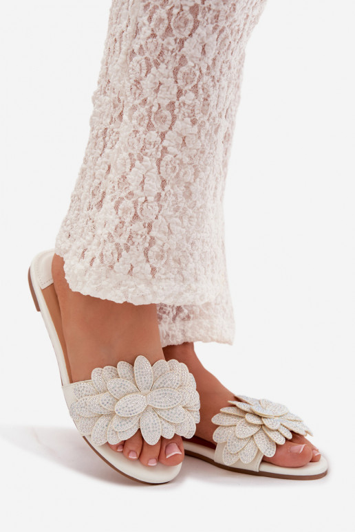 Chinelos Apartamento feminino Com decoração cor branca Grelora