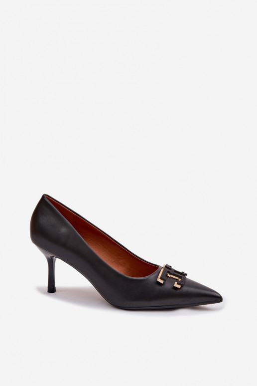 sapatos de salto alto Sapato com enfeites Eko Pele cor preta Fivara