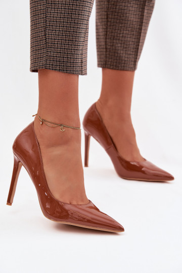 Sapatos de salto alto envernizados de couro sintético marrons Jonira 2