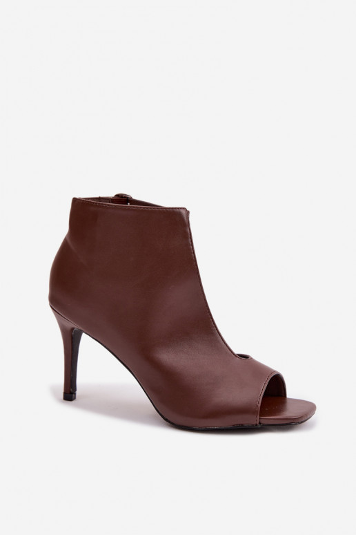 Sandálias femininas com salto fino CzekoladoParae Helira