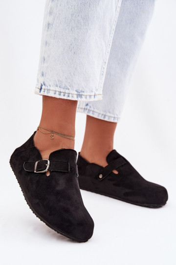 Botas femininas de couro sintético com fivelas na cor preta Ismora 2
