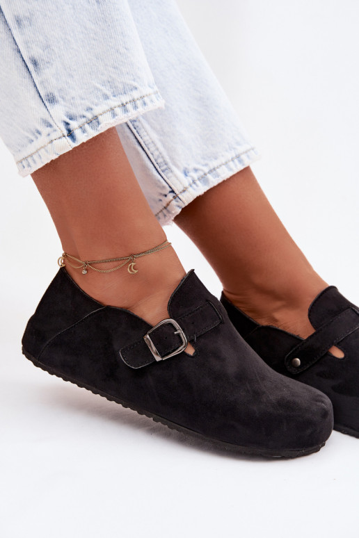 sapato Feminino de camurça ecológicaoParae com fivelas cor preta Ismora