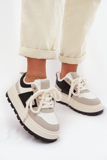 À modalo de tênis Feminino com uma plataforma cor cinza Florinda 2