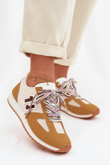 À modalo de tênis Feminino Com decorações Amarrandom cor amarela Henira 2