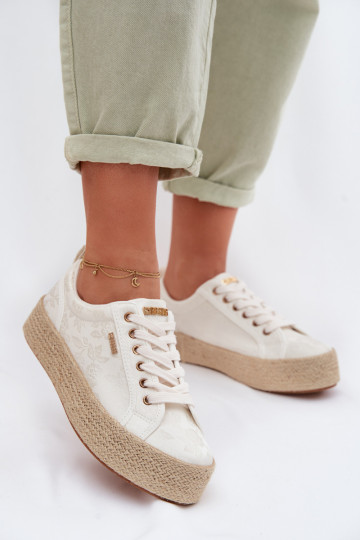 sapatos casuais Alpercatas com uma plataforma Big Star TT274346 cor de marfim