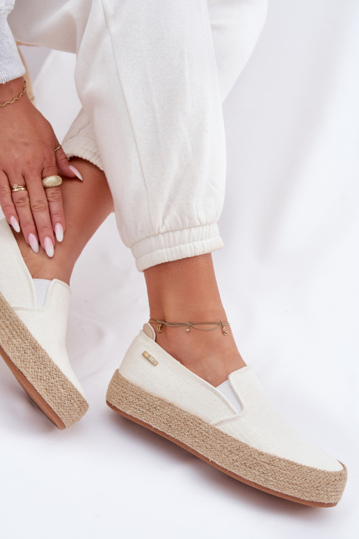 Alpercatas com uma plataforma Big Star TT274090 cor de marfim