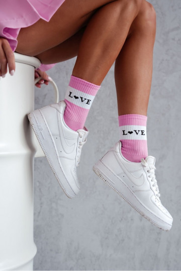 Meias femininas de algodão LOVE na cor rosa