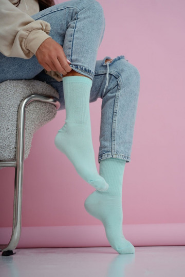 Meias femininas listradas verde menta pastel