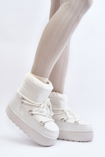 Botas femininas de neve brancas com detalhes estilosos 2