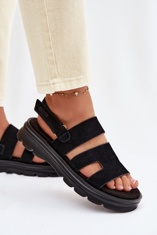 Sandálias femininas de camurça Big Star TT274484 cor preta