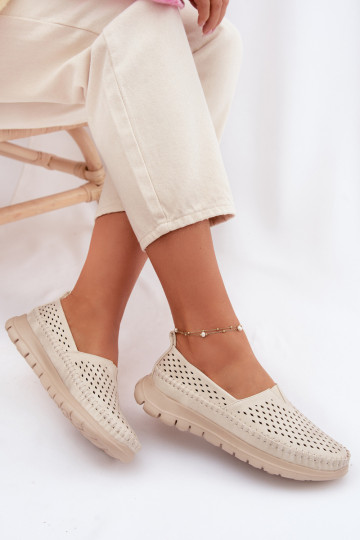 Mocassim feminino com detalhes vazados Sergio Leone MK099H cor areia-dourada