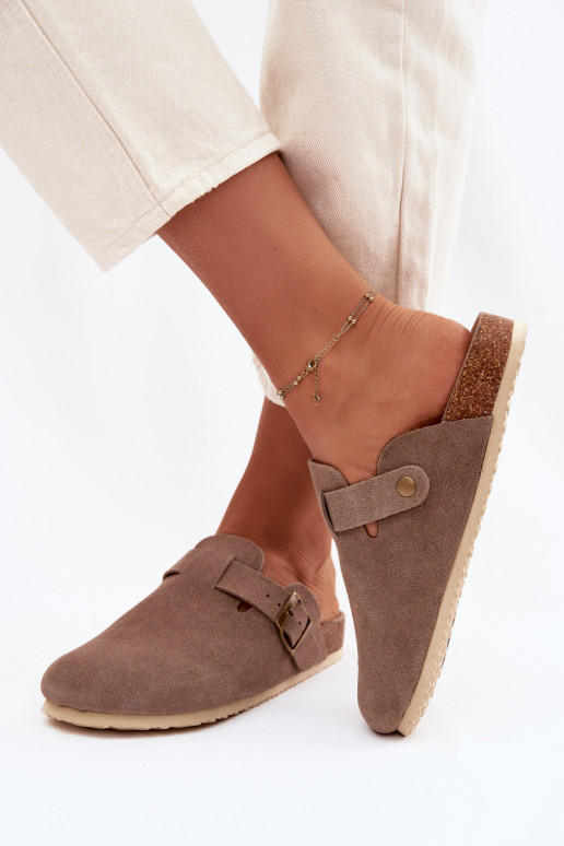 Chinelos femininos TamancosHabilitadoturalnego de camurçau Vinceza 101332 bege