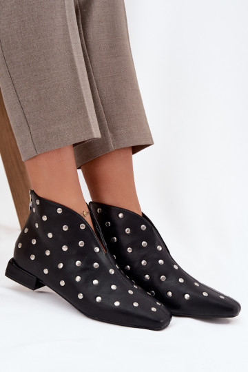 Botinhas femininas com salto baixo e detalhes em prata cor preta Rosalind