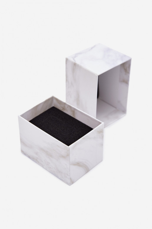 Uma caixa Habilitado Assistir GG Luxe cor branca