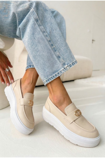 Mocassins femininos com plataforma de couro Vinceza 39974 na cor areia
