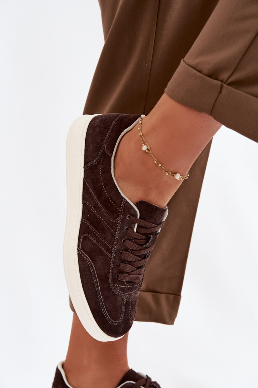 À modalo de tênis de camurça Vinceza 95400 CzekoladoParae