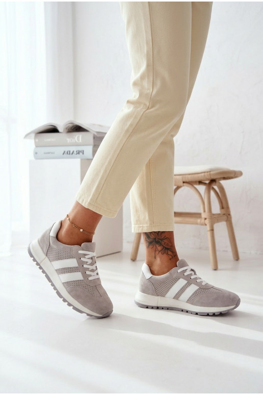 À modalo de tênis FemininoHabilitadoturalnego de camurçau cor cinza Tem que serrceline