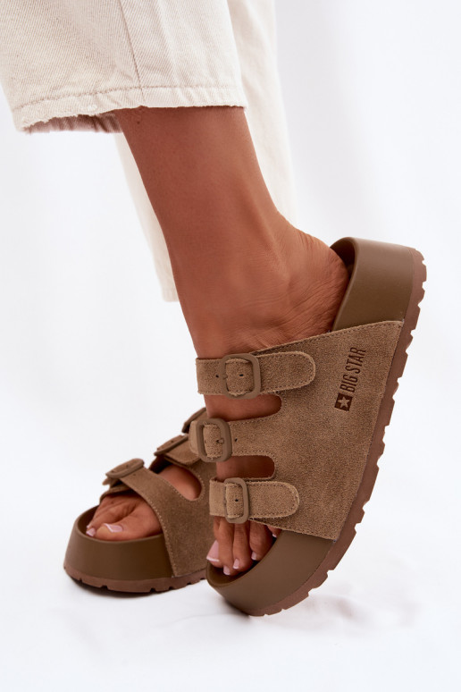 Chinelos femininos com uma plataforma com listras Big Star TT274530 cor marrom