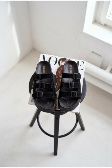 Chinelos femininos com plataforma e tiras Big Star TT274531 cor preta