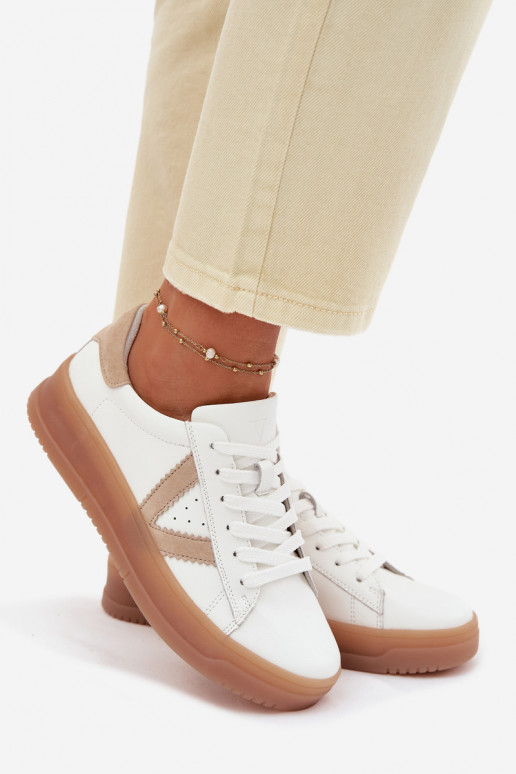 À modalo de tênis FemininoHabilitadoturalnej Skóry com uma plataforma Vinceza 79597 cor branca