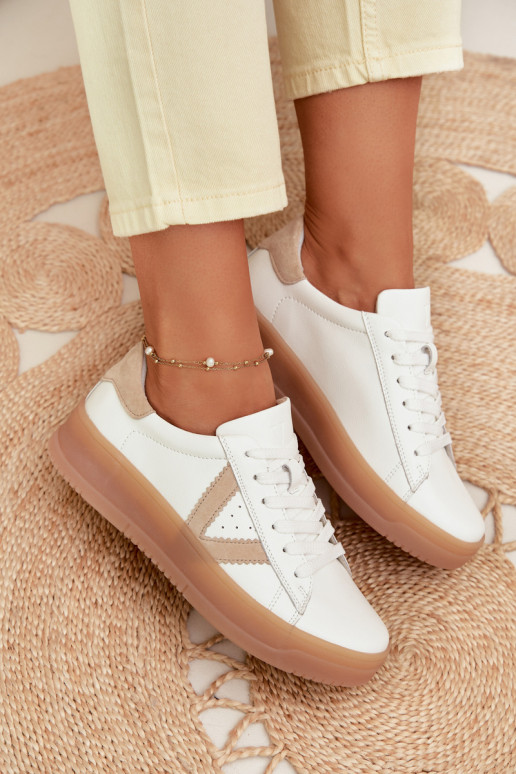 À modalo de tênis FemininoHabilitadoturalnej Skóry com uma plataforma Vinceza 79597 cor branca