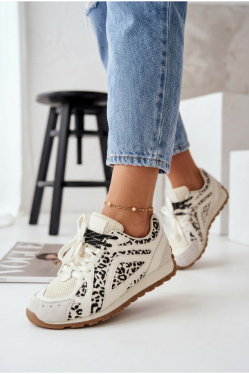 Pele de camurça À modalo de tênis Feminino Big Star TT274548 cor branca 2