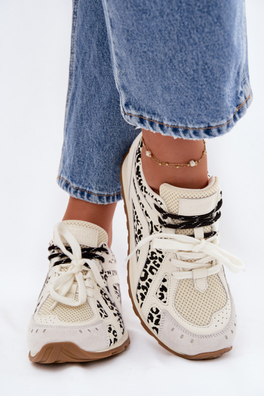 Pele de camurça À modalo de tênis Feminino Big Star TT274548 cor branca