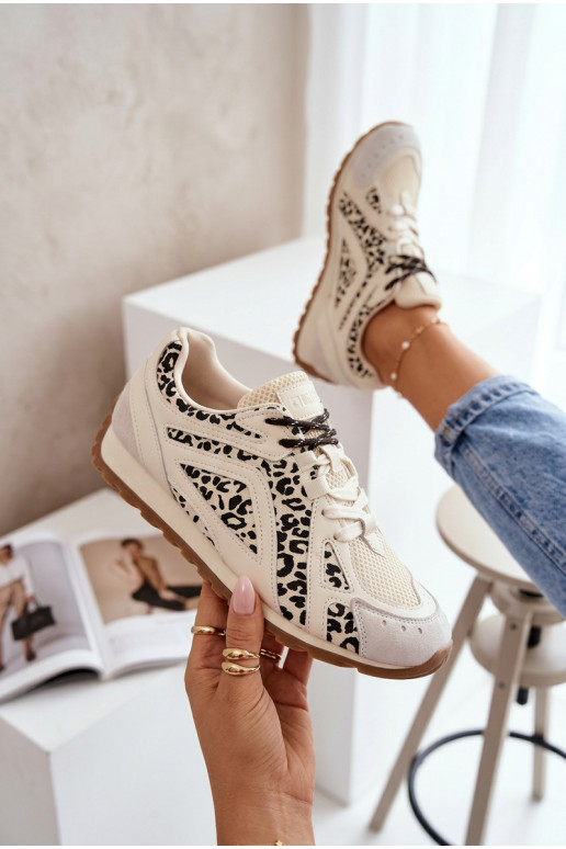 Pele de camurça À modalo de tênis Feminino Big Star TT274549 bege