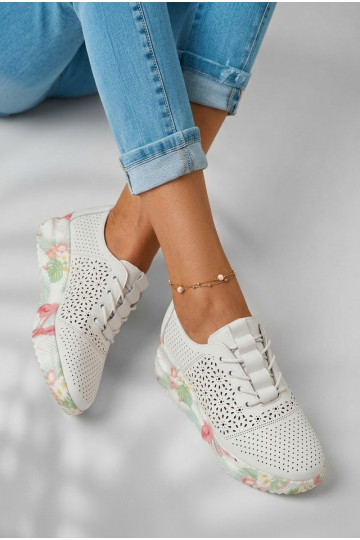 Sapatos femininos de couro com detalhes de perfuração Telina cor branca