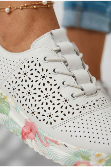 Sapatos femininos de couro com detalhes de perfuração Telina cor branca 2