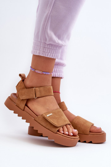 Sandálias femininas de camurça com plataforma Big Star NN274705 marrons 2