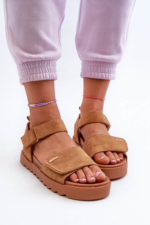 Feminino Sandálias de camurça com uma plataforma Big Star NN274705 cor marrom