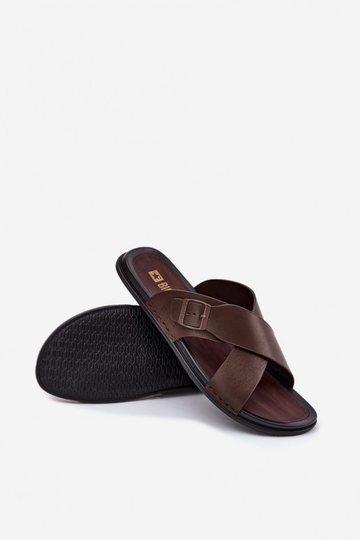 Chinelos de couro para homens com fivelas Big Star RR174077 cor marrom