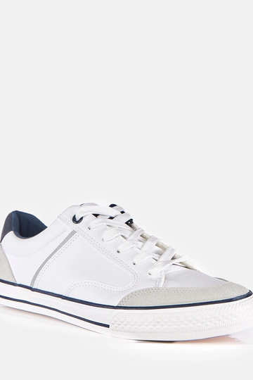 Tênis brancos masculinos com detalhes azul marinho William
