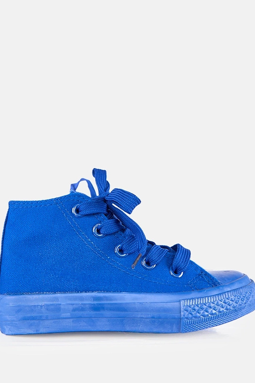 Tênis azuis infantis acima do...