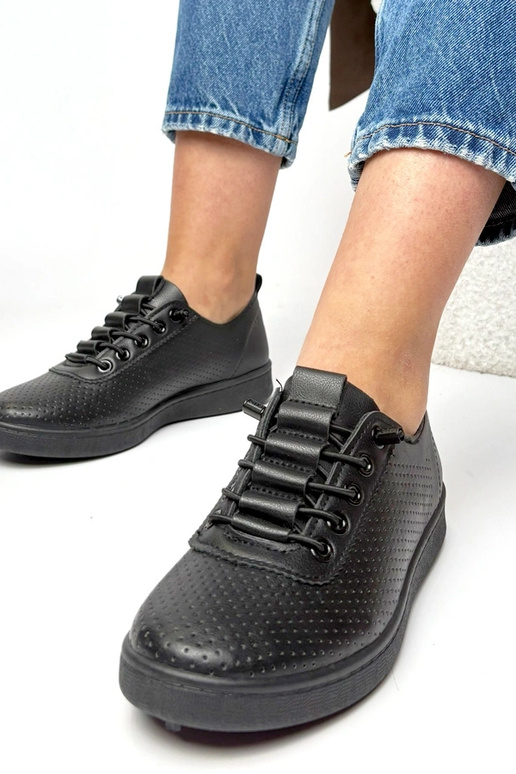 Tênis pretos com recortes Adèle