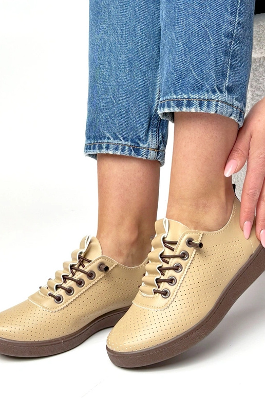 Tênis em tom areia com recortes Adèle