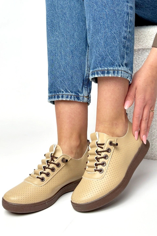 Tênis em tom areia com recortes Adèle