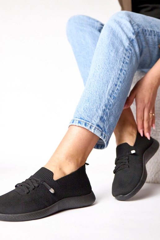 Tênis esportivos femininos pretos Léa