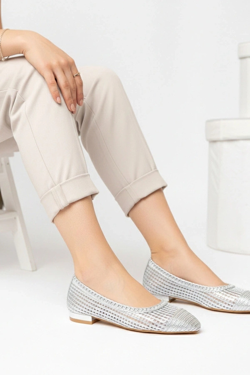 Bailarinas prateadas vazadas com...