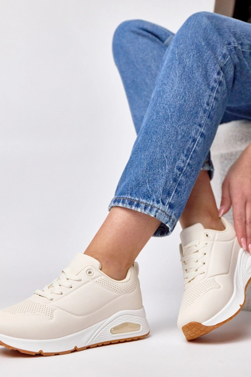 Tênis cor areia com sola grossa Sylvie