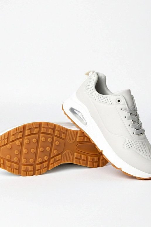 Tênis cinzas com sola grossa Sylvie