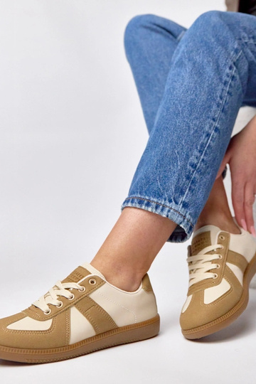 Tênis plataforma cor areia... 2