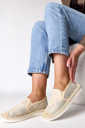Espadrilhas cor areia com... 2
