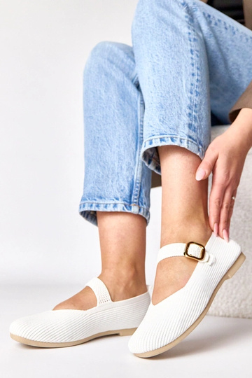 Sapatilhas de tecido... 2