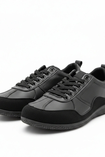 Tênis masculinos pretos Leon 2