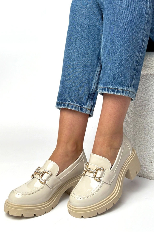 Mocassins cremosos laqueados com...