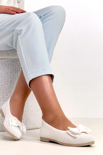 Bailarinas de pele brancas...