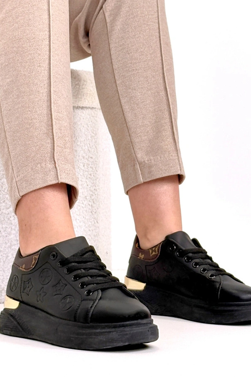 Tênis pretos com cadarço Peyton